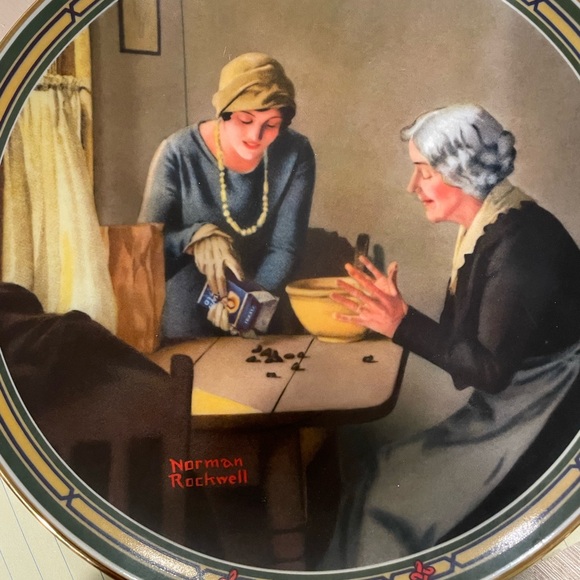 3 Vintage- gently loved Norman Rockwell collectors plates, 8.5 inches, no boxes - Picture 2 of 12